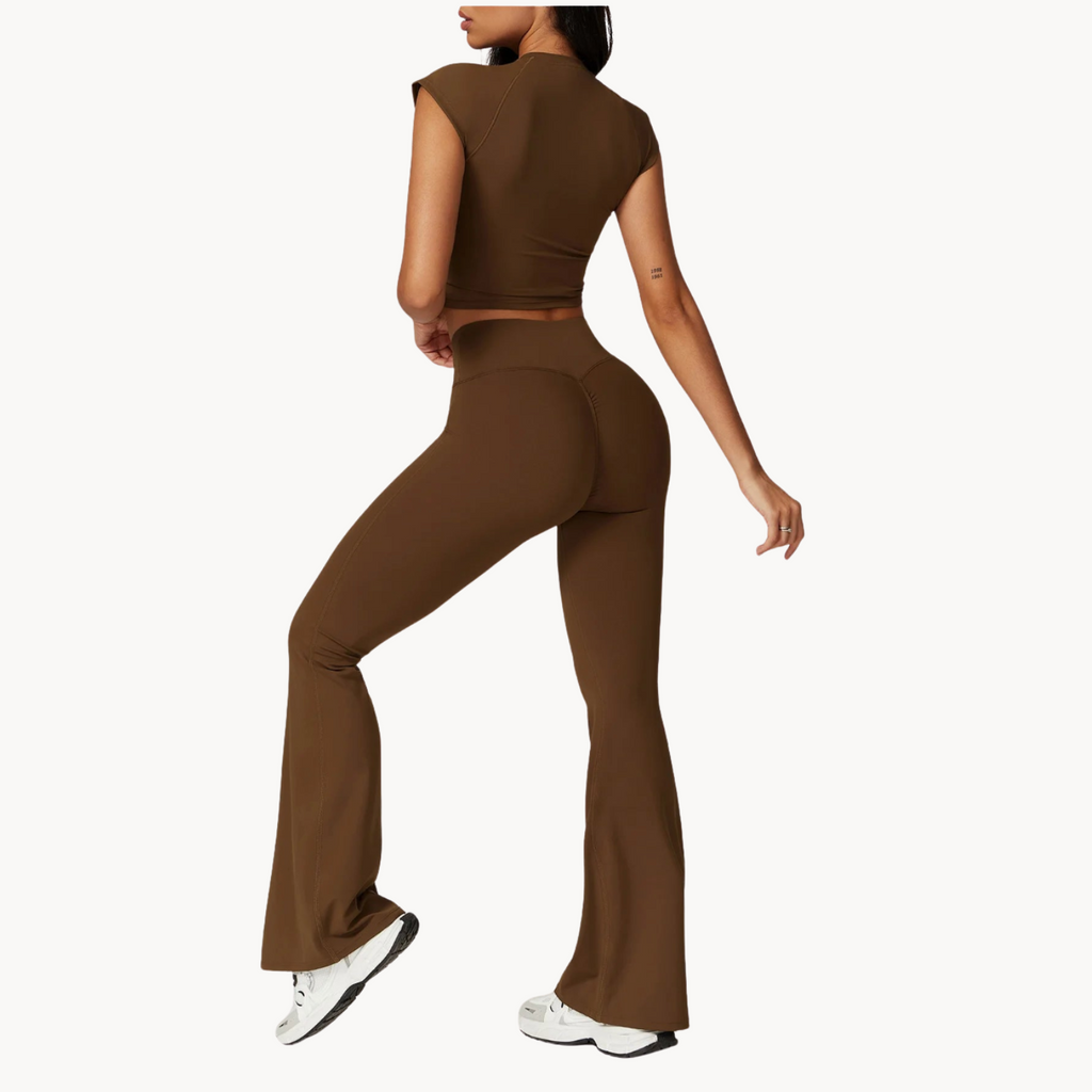 Conjunto Flare Essential