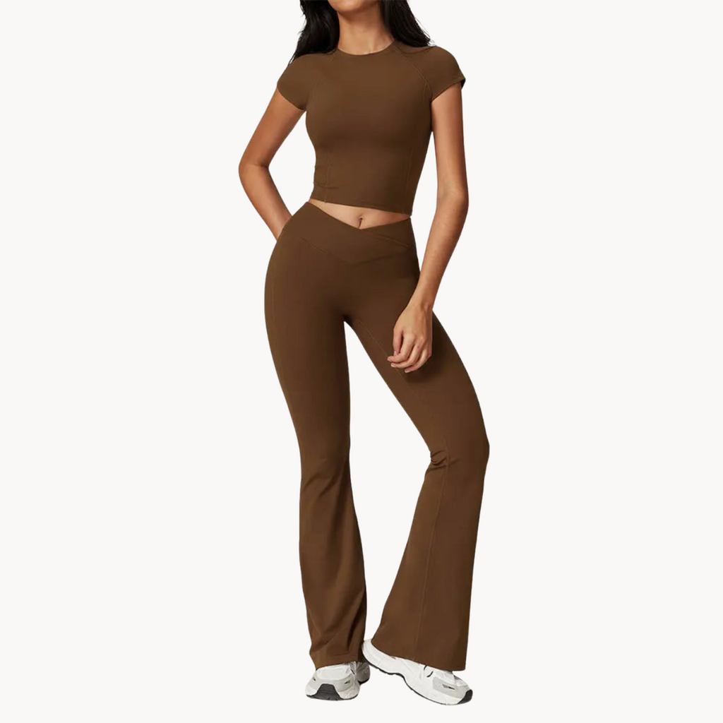 Conjunto Flare Essential